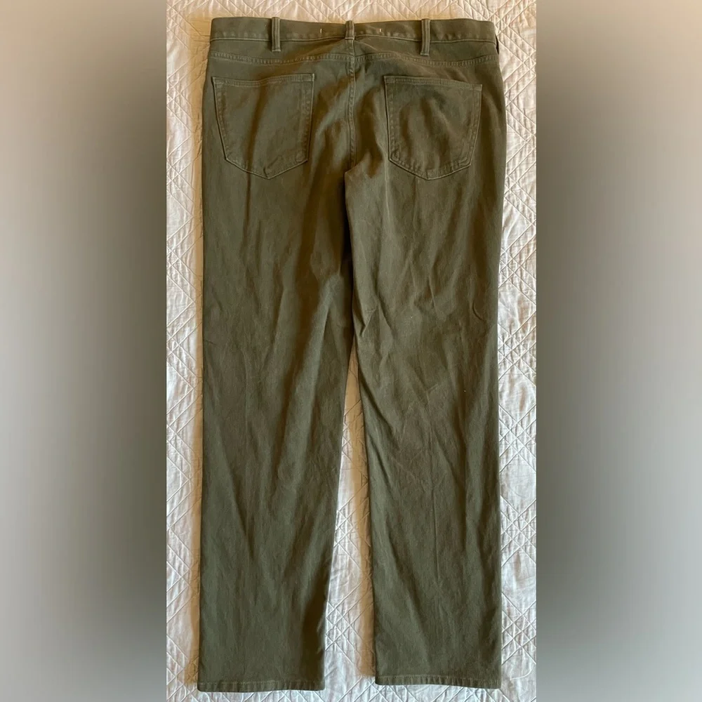 BANANA‎ REPUBLIC Slim Brushed Traveler 5-Pocket Pant in Olive Size 38 $110